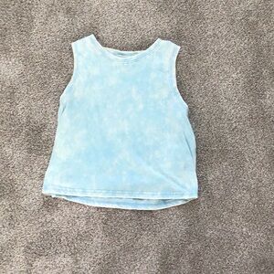 Super cute blue tie die tank top